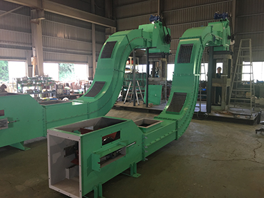 フライトコンベヤ特注の写真